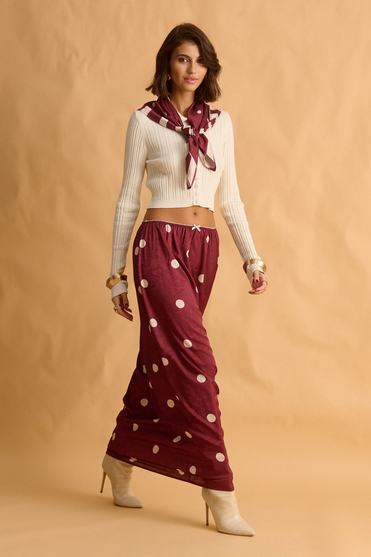 Vivian Scarf (Bordeaux)